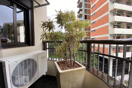 Apartamento para alugar com 250m², 4 quartos e 4 vagasSuíte 1