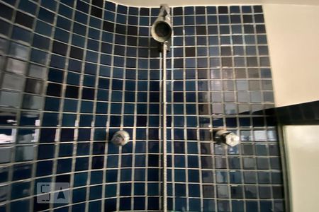 Apartamento para alugar com 250m², 4 quartos e 4 vagasChuveiro