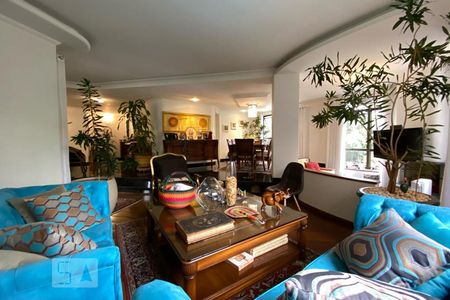 Sala de apartamento para alugar com 4 quartos, 250m² em Vila Morumbi, São Paulo