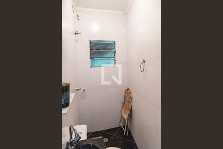 Casa para alugar com 150m², 4 quartos e 8 vagas Casa para alugar com 150m², 4 quartos e 8 vagasBanheiro da suíte 2