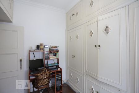 Apartamento à venda com 360m², 4 quartos e 2 vagasQuarto 3