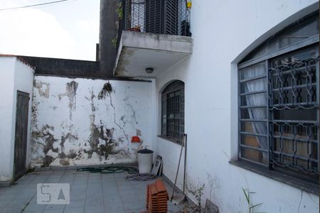 Casa à venda com 291m², 5 quartos e 2 vagas Casa à venda com 291m², 5 quartos e 2 vagasEntrada