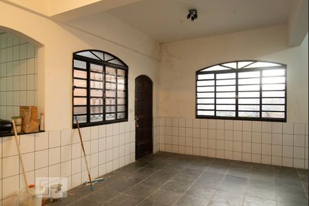 Casa à venda com 291m², 5 quartos e 2 vagas Casa à venda com 291m², 5 quartos e 2 vagasSegunda sala