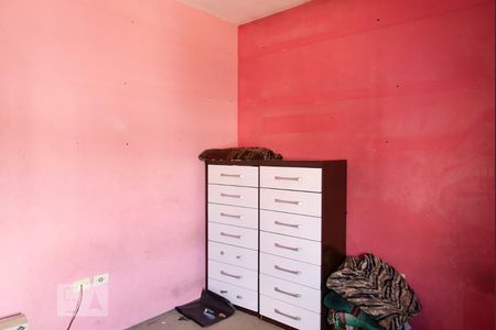 Casa à venda com 291m², 5 quartos e 2 vagas Casa à venda com 291m², 5 quartos e 2 vagasQuarto 4