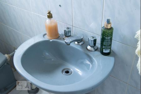 Casa à venda com 291m², 5 quartos e 2 vagas Casa à venda com 291m², 5 quartos e 2 vagasPia