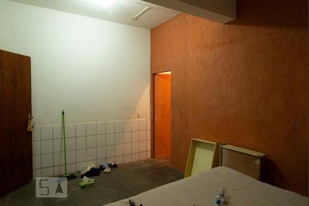 Casa à venda com 291m², 5 quartos e 2 vagas Casa à venda com 291m², 5 quartos e 2 vagasQuarto 2