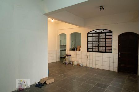 Casa à venda com 291m², 5 quartos e 2 vagas Casa à venda com 291m², 5 quartos e 2 vagasSegunda sala