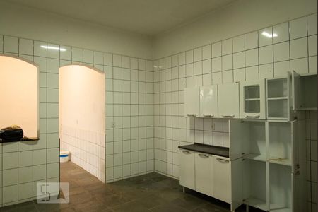 Casa à venda com 291m², 5 quartos e 2 vagas Casa à venda com 291m², 5 quartos e 2 vagasCozinha 1