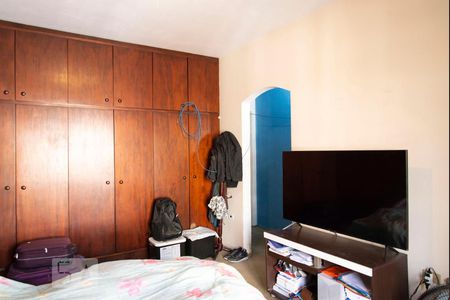 Casa à venda com 291m², 5 quartos e 2 vagas Casa à venda com 291m², 5 quartos e 2 vagasQuarto 5