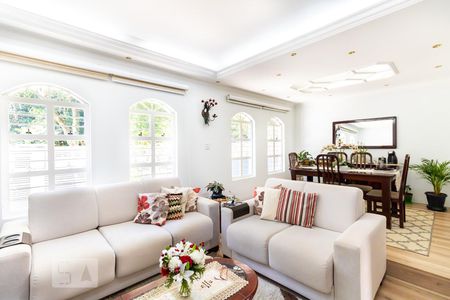 Sala de casa à venda com 3 quartos, 137m² em Jardim Guapira, São Paulo