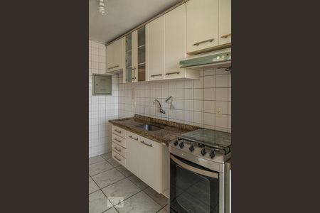 Apartamento à venda com 65m², 2 quartos e 1 vaga Apartamento à venda com 65m², 2 quartos e 1 vagaCozinha