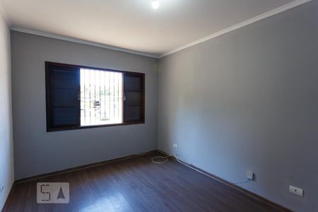 Casa à venda com 180m², 3 quartos e 2 vagassuíte