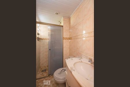 Banheiro  de apartamento para alugar com 1 quarto, 47m² em Jardim Itu Sabará, Porto Alegre