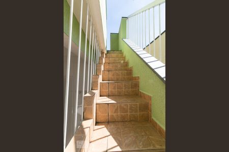 Casa de condomínio para alugar com 100m², 2 quartos e sem vagaÁrea de Serviço - Escadas