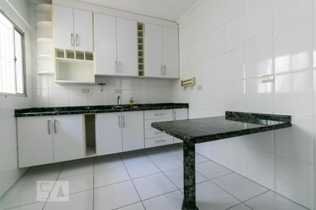 Casa de condomínio para alugar com 100m², 2 quartos e sem vagaCozinha - Armários