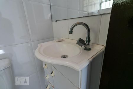 Lavabo de casa de condomínio para alugar com 2 quartos, 100m² em Vila Matilde, São Paulo