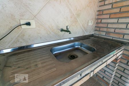 Casa de condomínio para alugar com 100m², 2 quartos e sem vagaChurrasqueira - Pia