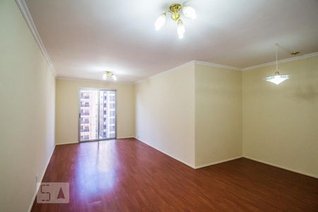 Sala de apartamento para alugar com 3 quartos, 91m² em Vila Paraíso, Campinas