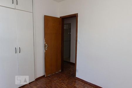 Quarto 1 de apartamento para alugar com 3 quartos, 95m² em Estrela Dalva, Belo Horizonte