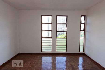 Sala de apartamento para alugar com 3 quartos, 95m² em Estrela Dalva, Belo Horizonte