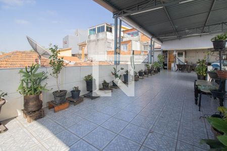 Casa à venda com 230m², 3 quartos e 3 vagasTerraço