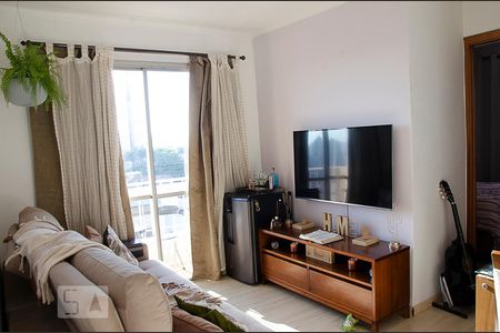 Sala de apartamento à venda com 1 quarto, 42m² em Vila Paiva, São Paulo