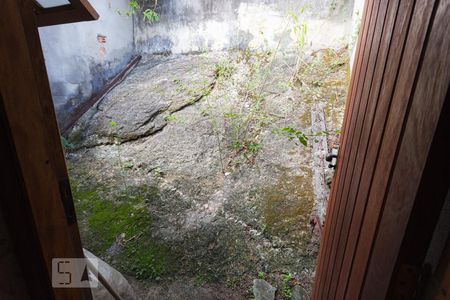 Casa à venda com 196m², 4 quartos e 1 vagaFundos (Chalé)