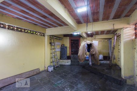 Casa à venda com 196m², 4 quartos e 1 vagaÁrea de Serviço (1º andar)