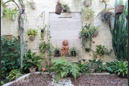 Casa à venda com 230m², 3 quartos e 3 vagasJardim de Inverno