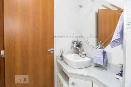 Casa à venda com 230m², 3 quartos e 3 vagasLavabo