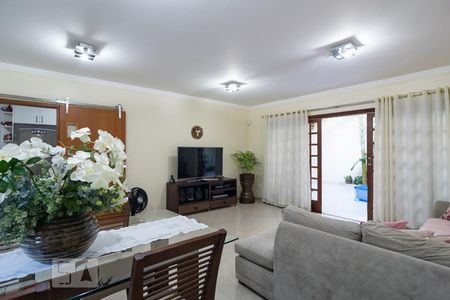 Sala de casa à venda com 3 quartos, 230m² em Mirandópolis, São Paulo