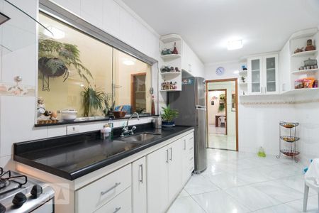 Casa à venda com 230m², 3 quartos e 3 vagasCozinha