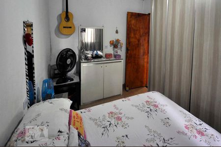 Quarto 2 de casa à venda com 3 quartos, 177m² em Km 18, Osasco