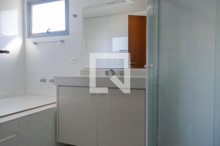 Apartamento à venda com 160m², 3 quartos e 3 vagasBanheiro suite