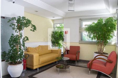 Apartamento à venda com 160m², 3 quartos e 3 vagasHall social