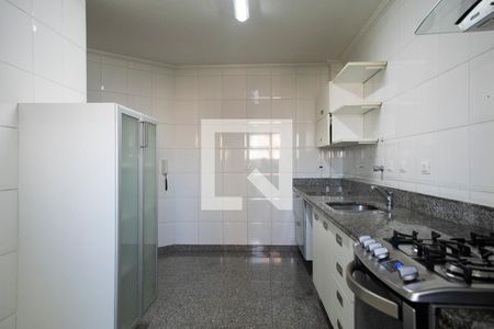 Apartamento à venda com 160m², 3 quartos e 3 vagasCozinha