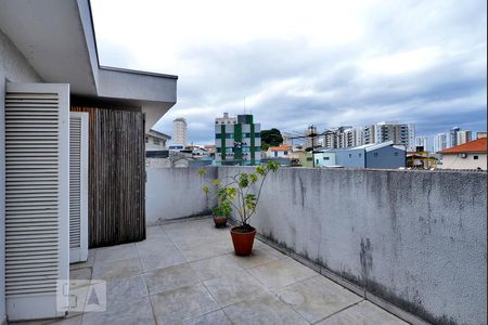 varanda de casa à venda com 4 quartos, 290m² em Vila Ipojuca, São Paulo