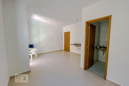 Quarto de kitnet/studio à venda com 1 quarto, 32m² em Quinta da Paineira, São Paulo