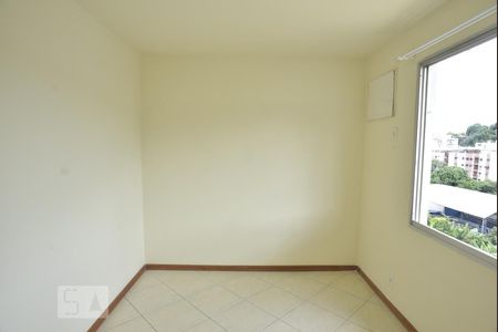 Apartamento à venda com 70m², 2 quartos e 1 vagaSuíte
