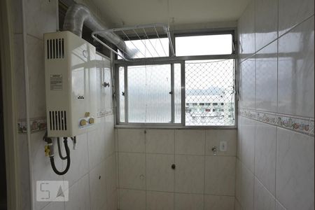 Apartamento à venda com 70m², 2 quartos e 1 vagaÁrea de Serviço