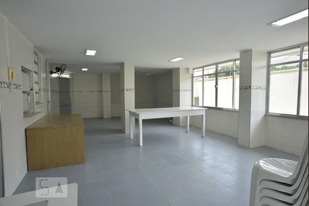 Apartamento à venda com 70m², 2 quartos e 1 vagaÁrea comum - Salão de festas