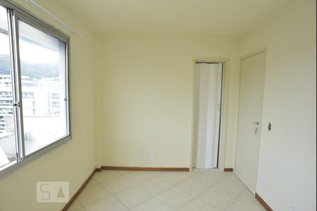 Apartamento à venda com 70m², 2 quartos e 1 vagaSuíte