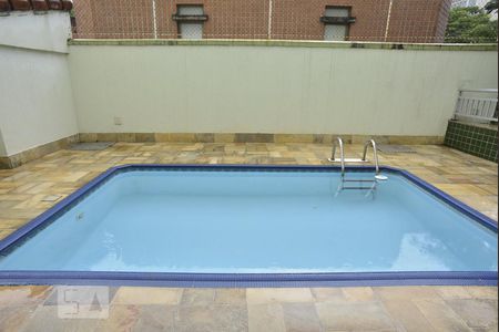 Apartamento à venda com 70m², 2 quartos e 1 vagaÁrea comum - Piscina