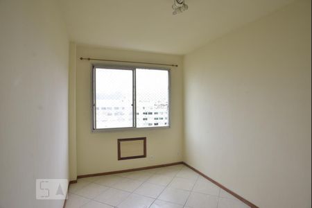 Quarto de apartamento à venda com 2 quartos, 70m² em Freguesia de Jacarepaguá, Rio de Janeiro