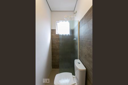 Casa para alugar com 49m², 2 quartos e sem vagaBanheiro