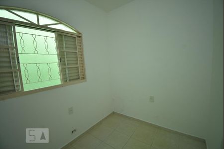 Casa para alugar com 120m², 3 quartos e 2 vagasQuarto 2