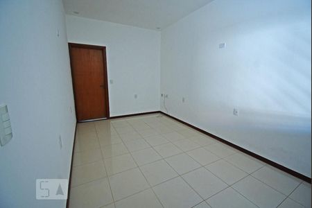 Sala de casa para alugar com 3 quartos, 120m² em Qs 11, Brasília