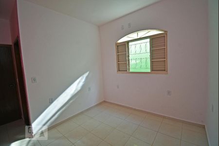 Casa para alugar com 120m², 3 quartos e 2 vagasQuarto Suíte