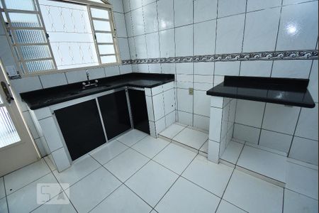 Casa para alugar com 120m², 3 quartos e 2 vagasCozinha