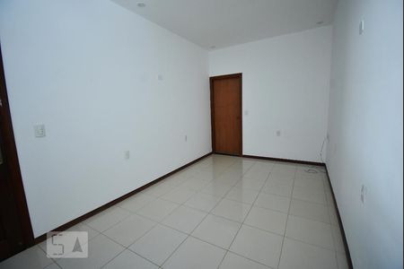 Sala de casa para alugar com 3 quartos, 120m² em Qs 11, Brasília